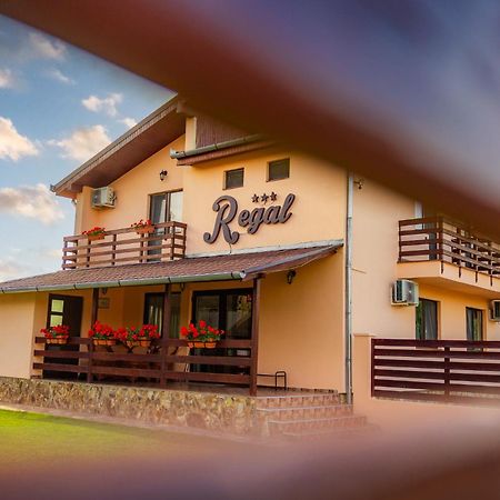 Pensiunea Regal Baile 1 Mai Dış mekan fotoğraf