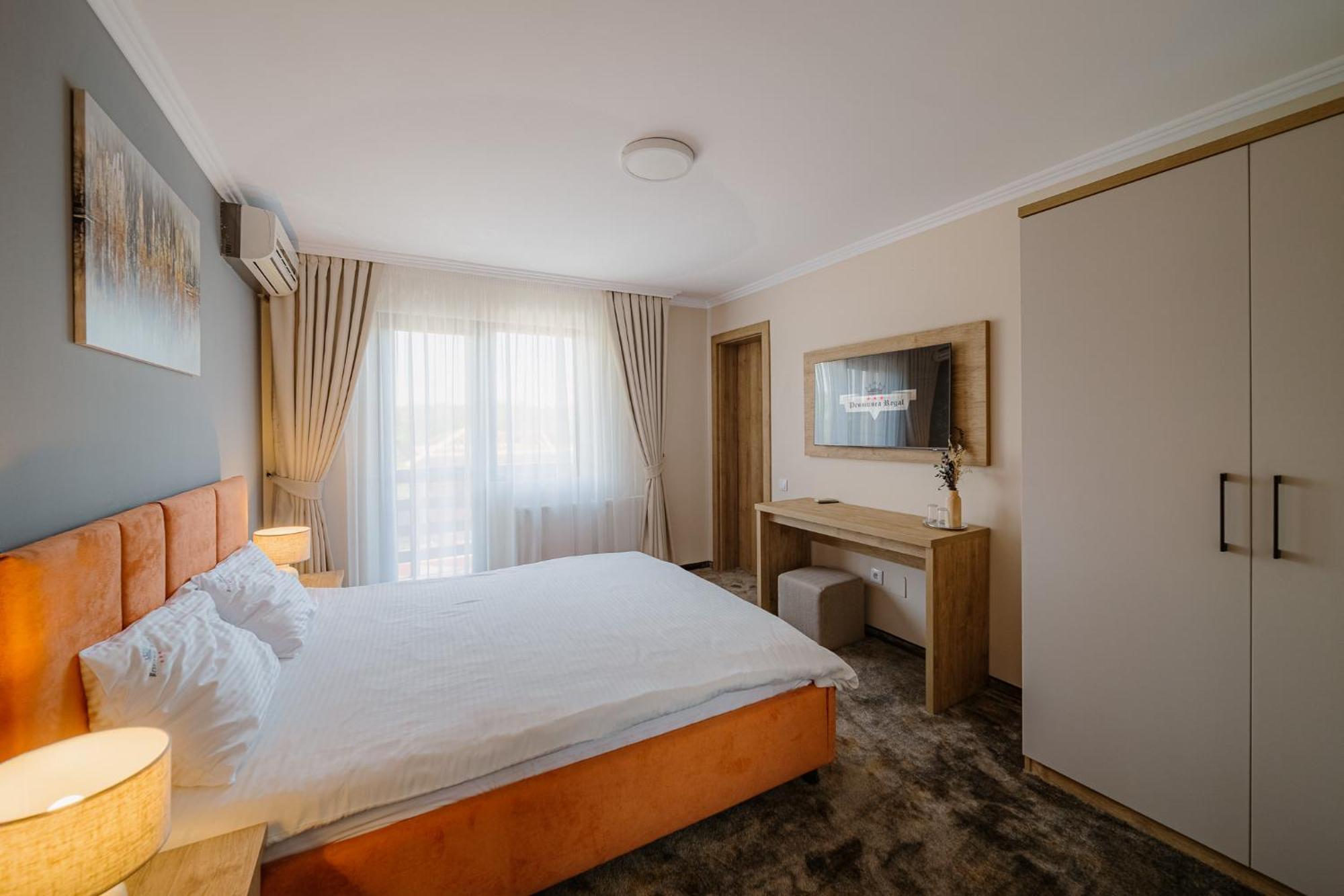 Pensiunea Regal Baile 1 Mai Dış mekan fotoğraf